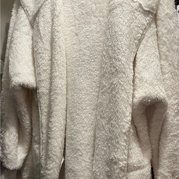 Brand new* Cozy open style lightweight hoodie! - Picture 6 of 6